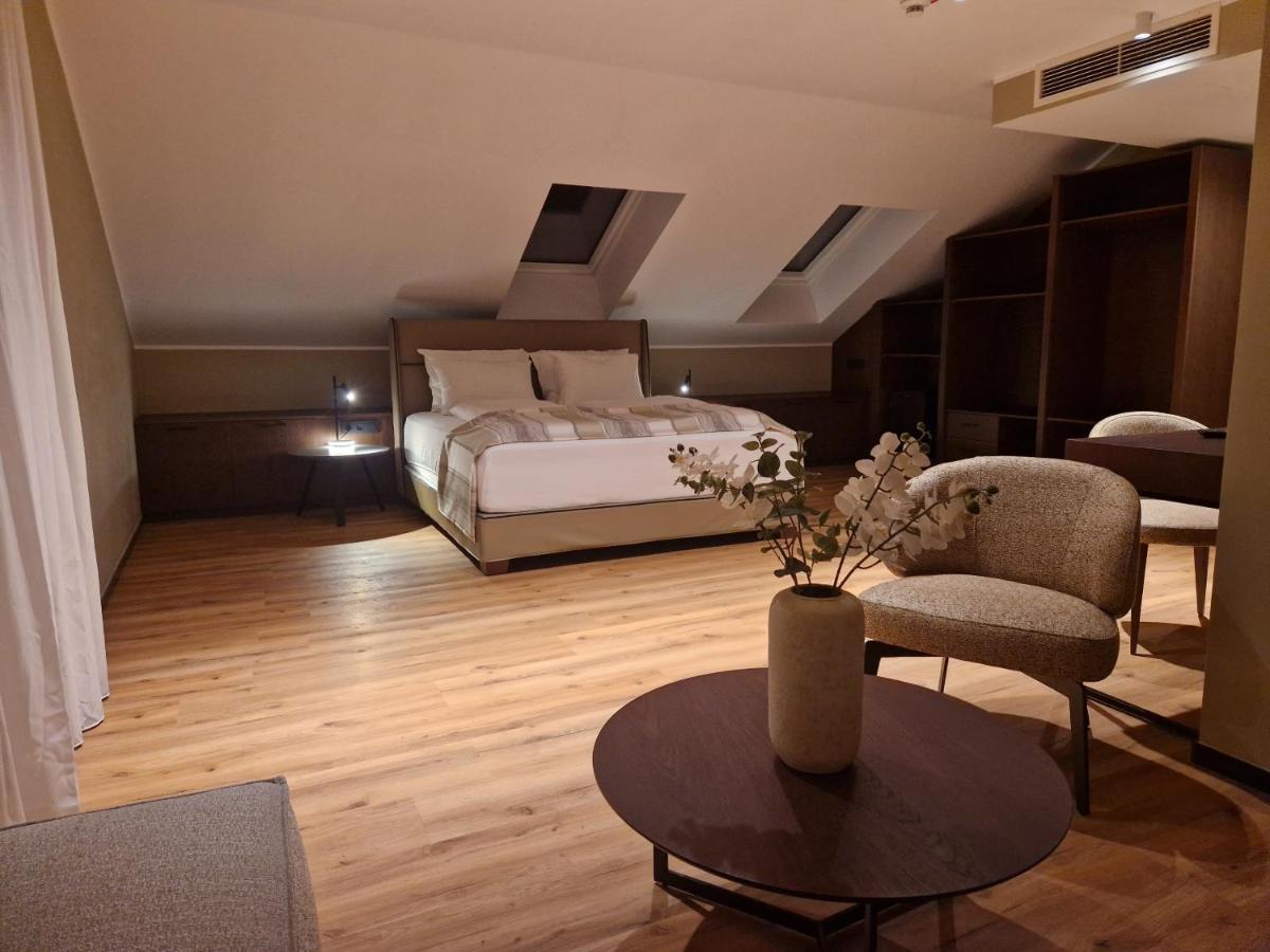 Hotel Wehra Wehr  Ngoại thất bức ảnh