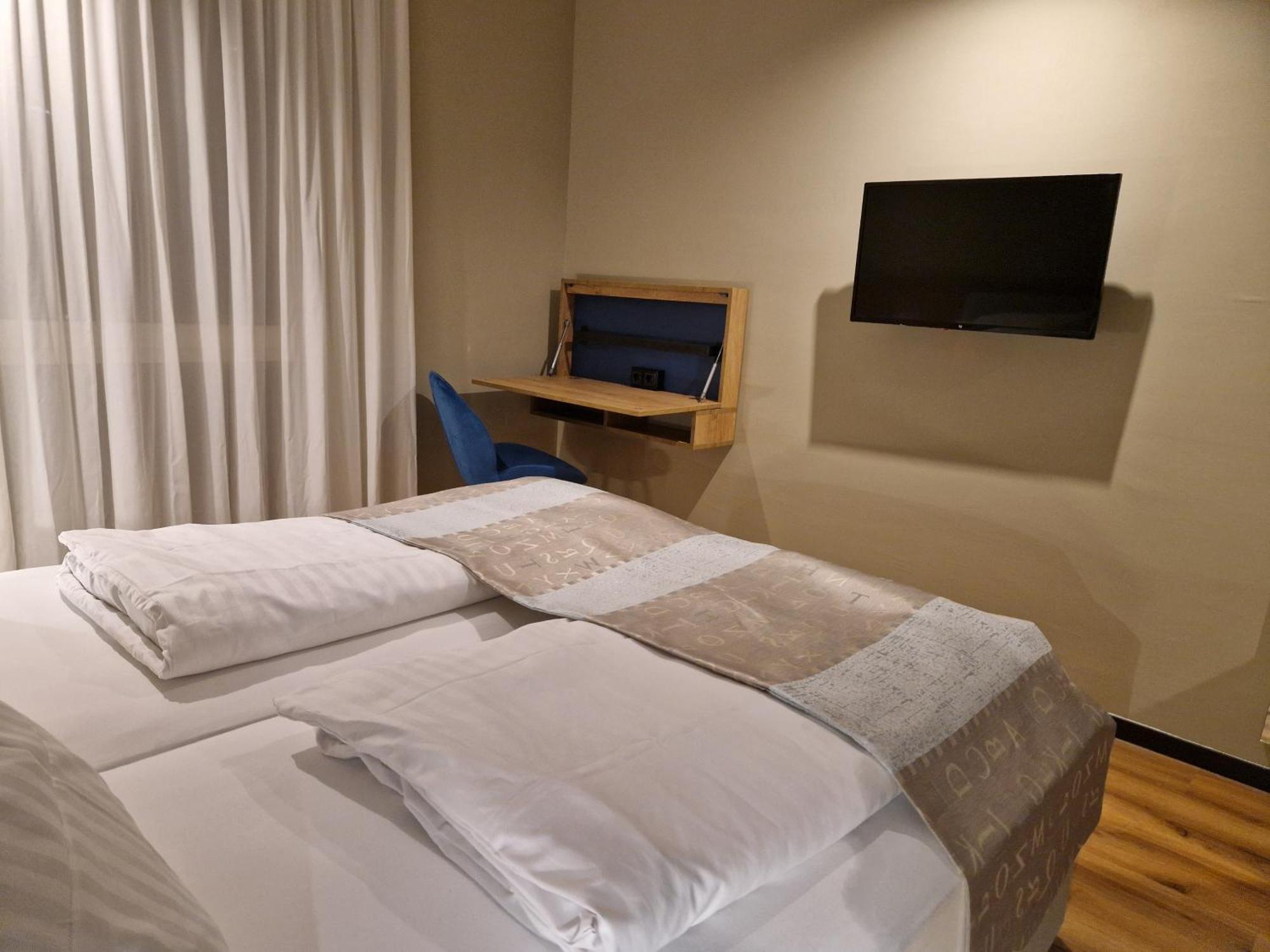 Hotel Wehra Wehr  Ngoại thất bức ảnh